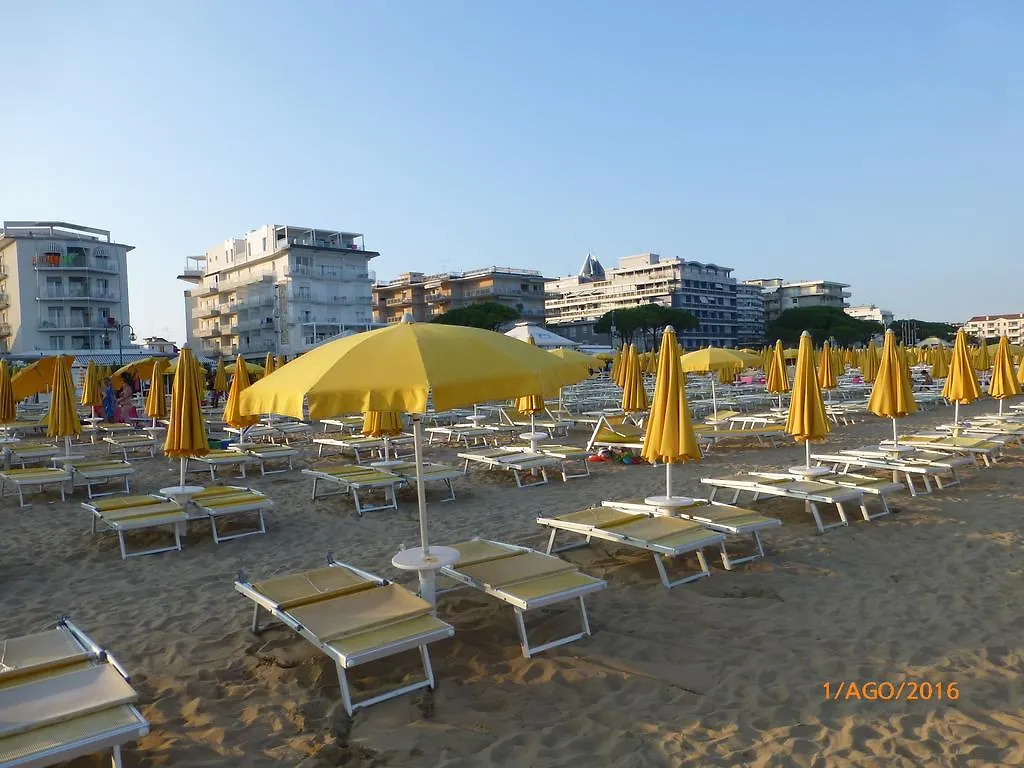 Hotel Madison Lido di Jesolo 3*,